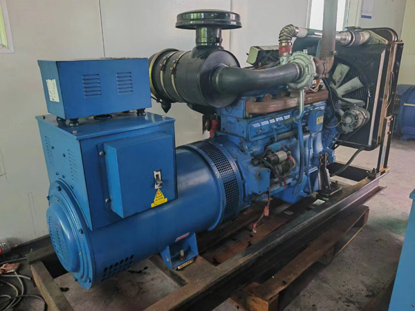 杭州100kW柴油发电机组使用多级机油有哪些优缺点？